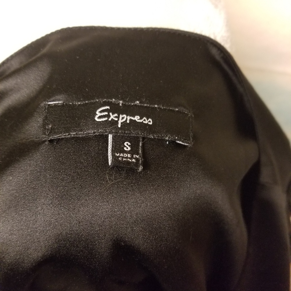 Express black blouse - Picture 6 of 6